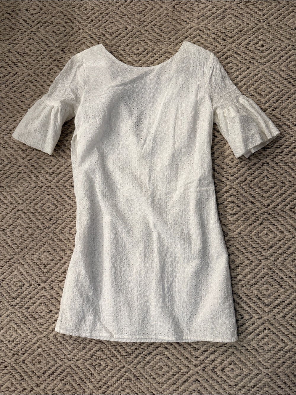 Women's White Eyelet Flutter-Sleeve Dress